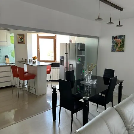 Constanta Central Apartment